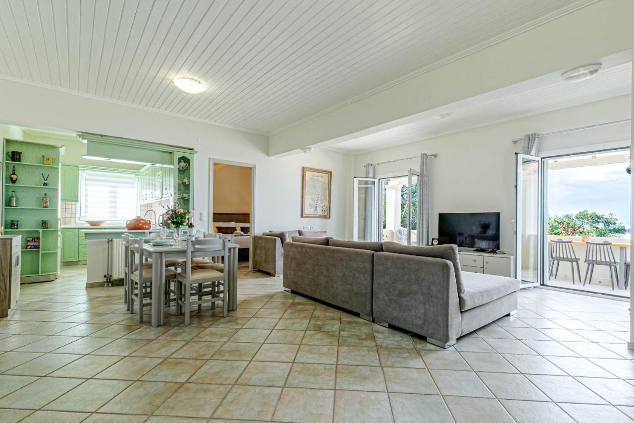 Gialos House * Agia Pelagia Chlomou