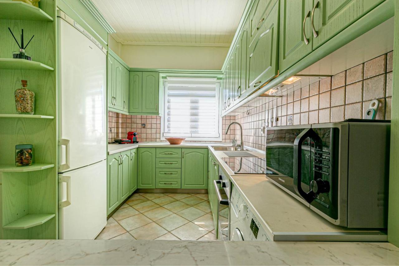 Holiday home Gialos House