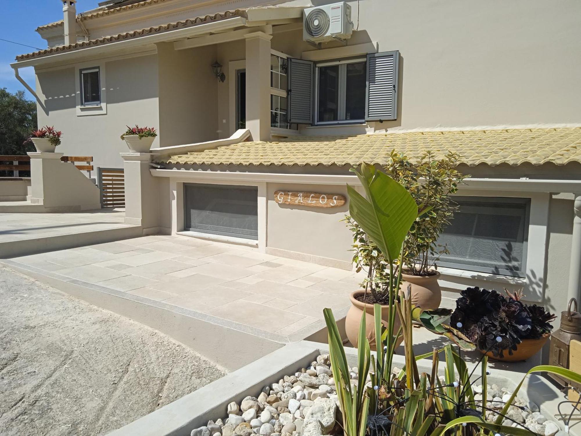 Gialos House Holiday home *